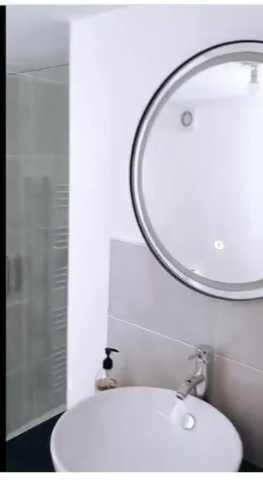 Cosy Bellamy Apartment Angoulême Екстериор снимка
